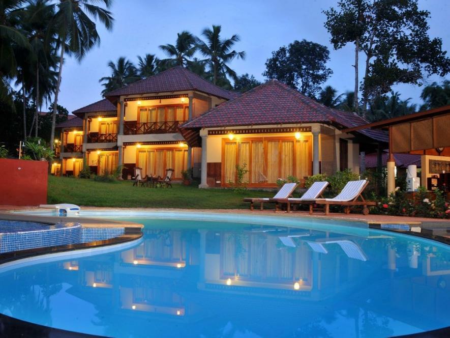 Hotel Ananda Lakshmi Ayurveda Retreat Chowara Exterior foto