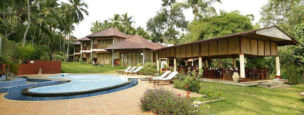 Hotel Ananda Lakshmi Ayurveda Retreat Chowara Exterior foto