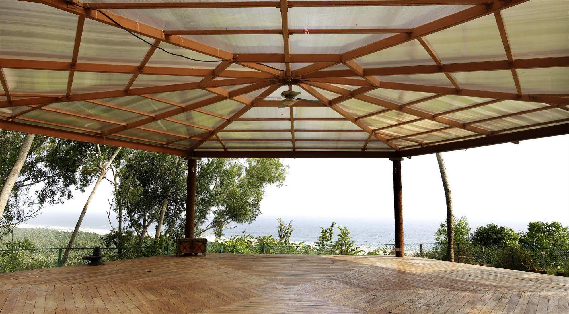 Hotel Ananda Lakshmi Ayurveda Retreat Chowara Exterior foto